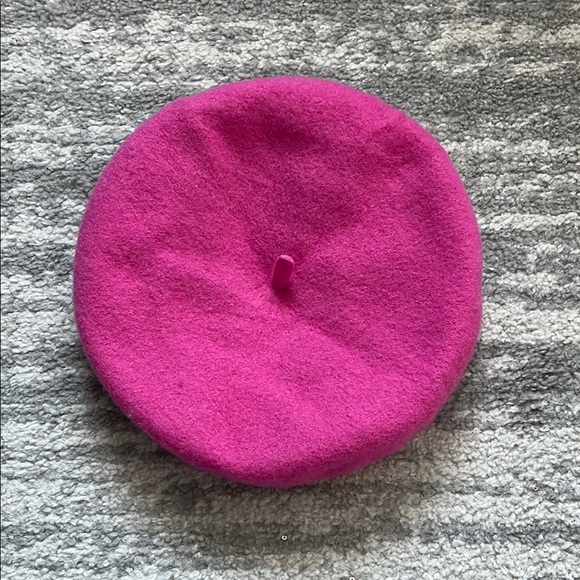 H&M Fuchsia Beret - Picture 1 of 2